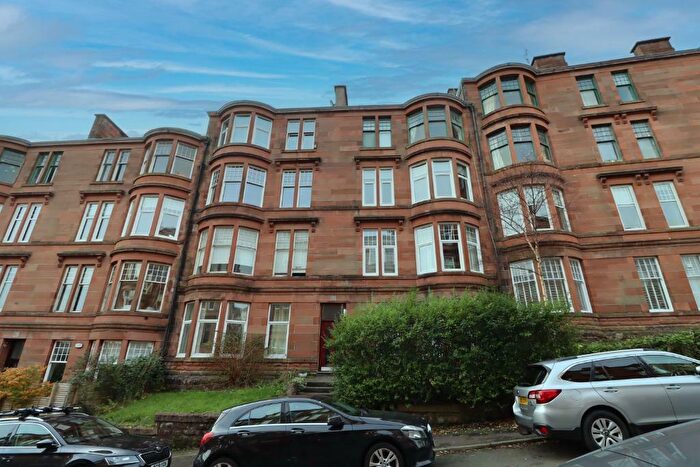 2 Bedroom Flat To Rent In Grantley Gardens, Shawlands, Glasgow, G41