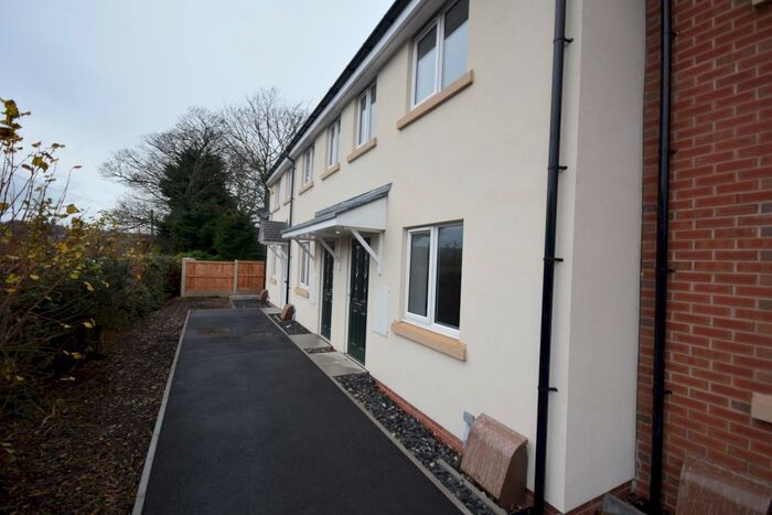 3 Bedroom Detached House To Rent In Darby Road, Wrexham, LL11