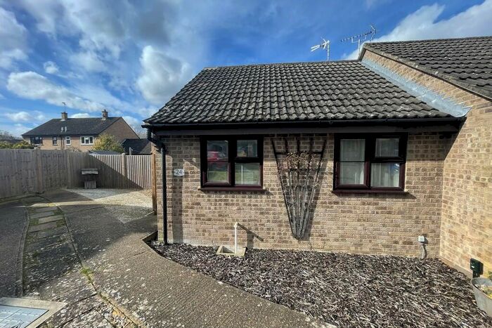 1 Bedroom Semi-Detached Bungalow To Rent In Willow Close, Brandon, IP27