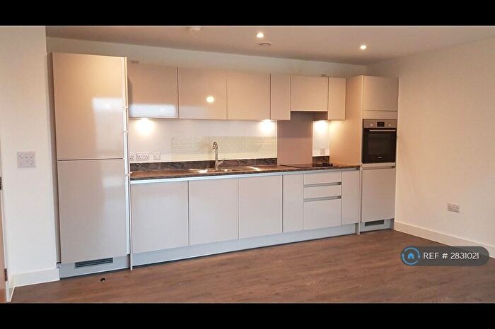 1 Bedroom Flat To Rent In Park Street, Milton Keynes, MK9