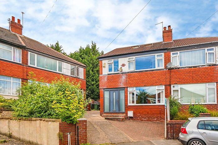 5 Bedroom Semi Detached House For Sale In Grange Park Rise, Leeds, LS8