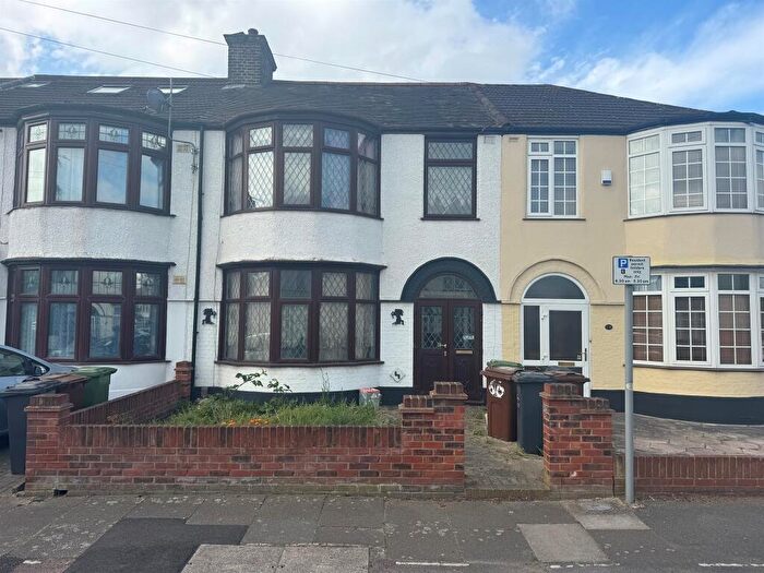 3 Bedroom Terraced House For Sale In Shirley Gardens, Barking, IG11