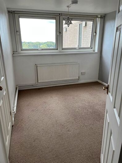 1 Bedroom Flat To Rent In Harrow Court, Stevenage, SG1