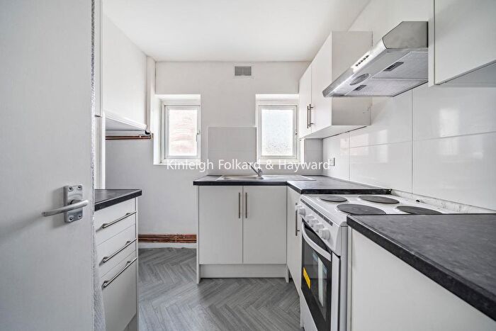 2 Bedroom Flat For Sale In Stanstead Road, Forest Hill, London, SE23