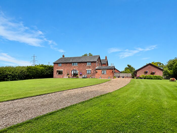 5 Bedroom Detached House For Sale In Chapel Lane, Out Rawcliffe, PR3