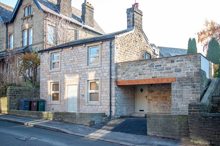 3 Bedroom Detached House To Rent In Bolton Road, Silsden, Keighley, West Yorkshire, BD20