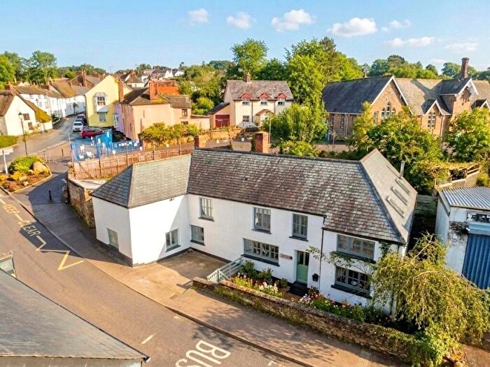 4 Bedroom Detached House For Sale In Bridge Street, Hatherleigh, Devon, EX20