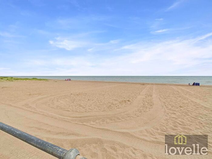 1 Bedroom Flat For Sale In Willoughby Road, Sutton On Sea, LN12