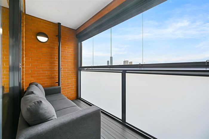 1 Bedroom Flat To Rent In Tabbard Apartments, East Acton Lane, Acton, W3