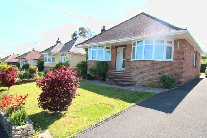 3 Bedroom Bungalow To Rent In Ashdene Road, Ashurst, SO40