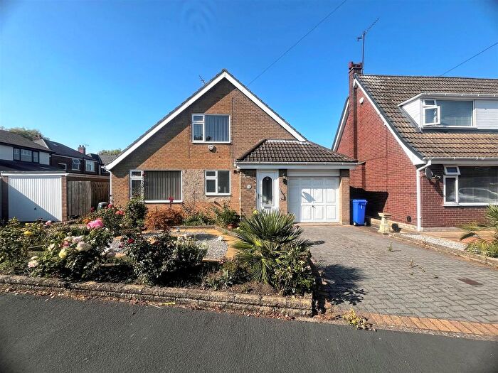 3 Bedroom Detached Bungalow For Sale In Orchard Croft, Cottingham, HU16