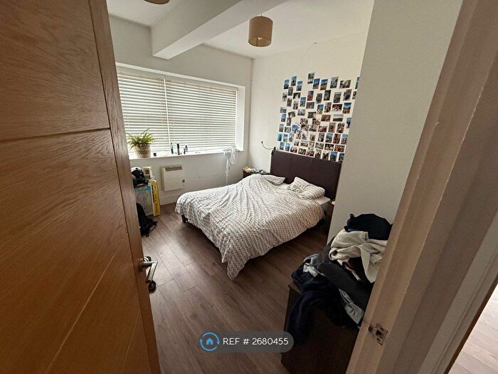 2 Bedroom Flat To Rent In Mint Drive, Birmingham, B18