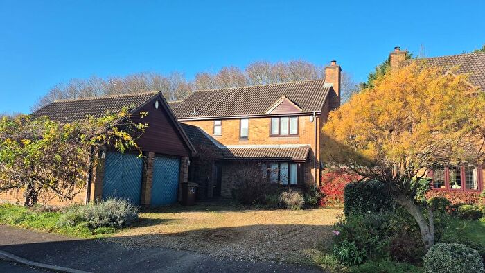 4 Bedroom Detached House For Sale In Fernie Field, Moulton, NN3