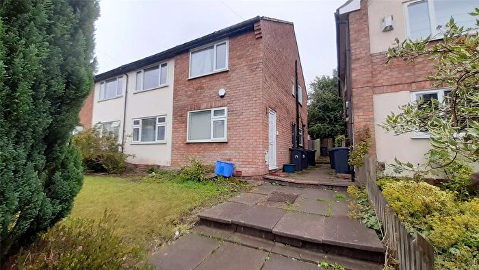 2 Bedroom Maisonette For Sale In Grayfield Avenue, Birmingham, West Midlands, B13