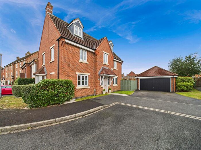 5 Bedroom Detached House For Sale In Harewood Crest, Brough, HU15