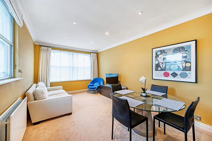 3 Bedroom Flat To Rent In Arlington Gardens, London, W4