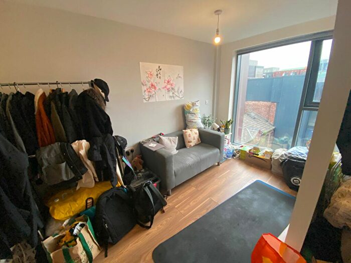 Studio To Rent In One Wolstenholme Square, L1