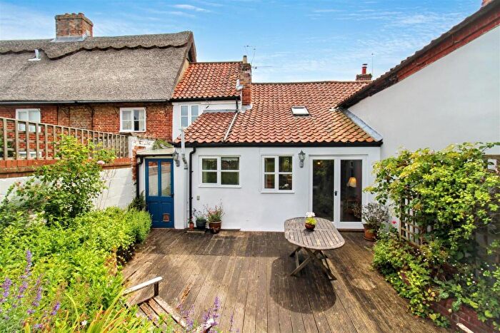 2 Bedroom Terraced House For Sale In Hungate Street, Aylsham, NR11