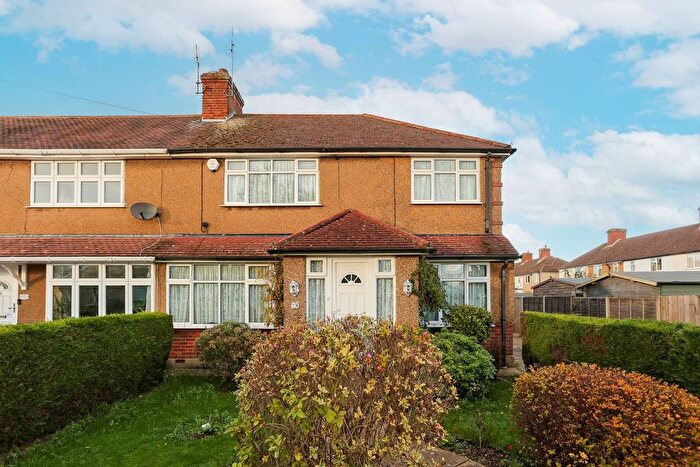 4 Bedroom Terraced House To Rent In Kingswood Road, Watford, WD25