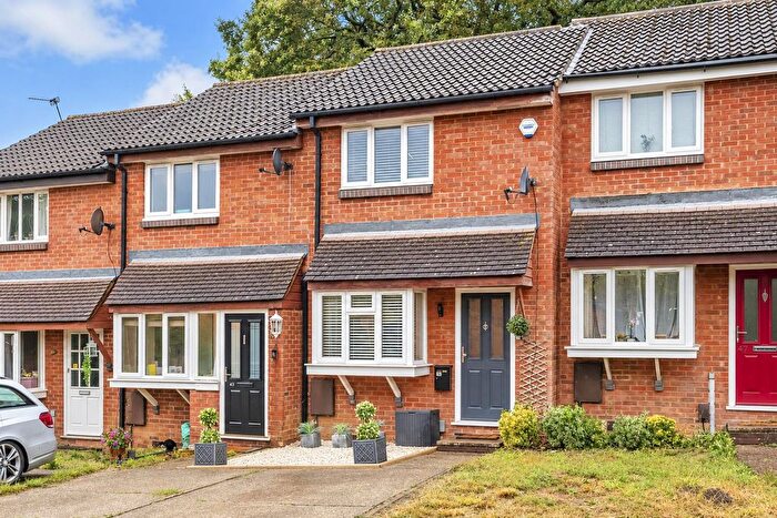 1 Bedroom Terraced House For Sale In Copperfields, Fetcham, KT22