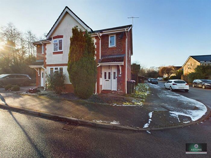2 Bedroom Semi-Detached House To Rent In Haworth Road, Maidenbower, RH10