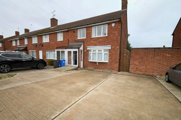 3 Bedroom End Of Terrace House To Rent In Hawthorn Drive, Ipswich IP2