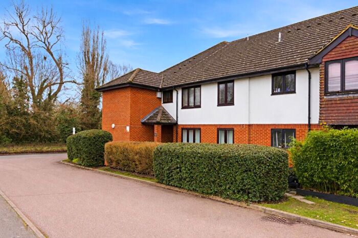 1 Bedroom Apartment For Sale In Ashbourne Court, Hill End Lane, St. Albans, Hertfordshire, AL4