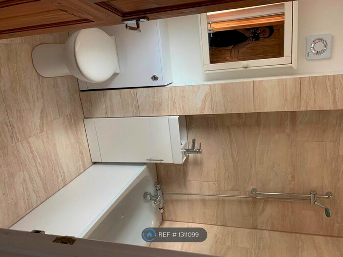 3 Bedroom Semi-Detached House To Rent In Jubilee Avenue, Cambridgeshire PE28