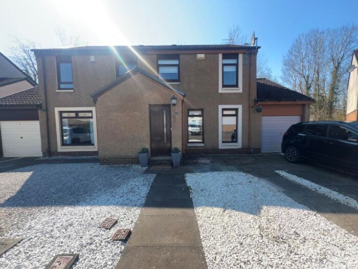 3 Bedroom Semi-Detached House To Rent In Barbeth Place, KA11