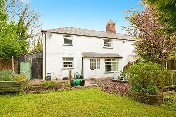 3 Bedroom Semi-Detached House For Sale In The Lane, St. Nicholas, Vale Of Glamorgan, CF5