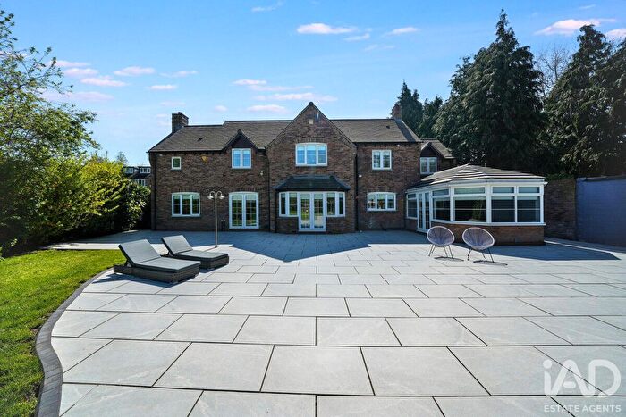 4 Bedroom Detached House For Sale In Blake Street, Sutton Coldfield, B74