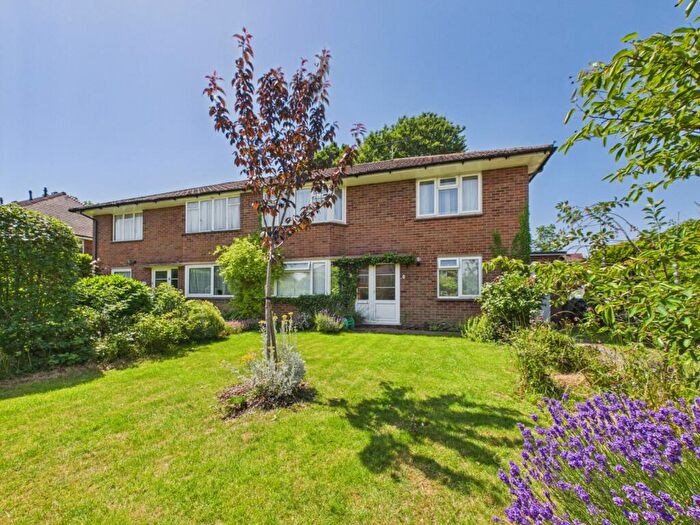 2 Bedroom Apartment For Sale In Berkeley Close, Chesham, Buckinghamshire, HP5
