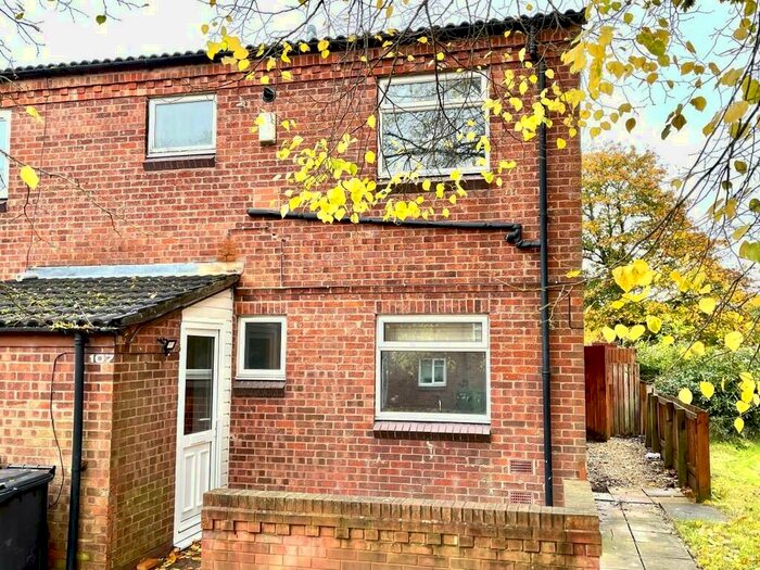 3 Bedroom End Of Terrace House To Rent In Exhall Close, Redditch, B98