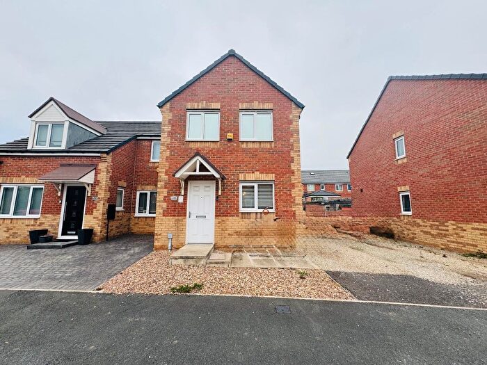 3 Bedroom Semi-detached House For Sale In St. Anthonys Road, Middlesbrough, TS3