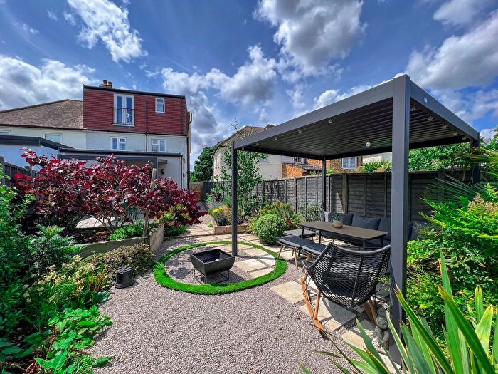 4 Bedroom Semi-Detached House For Sale In Priory Lane, West Molesey, KT8