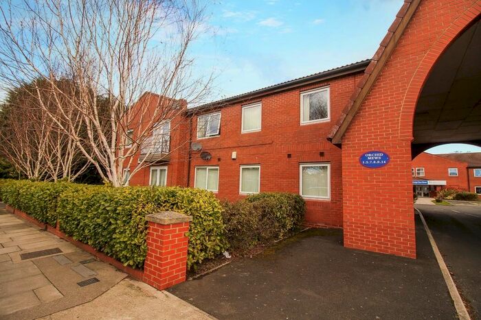 2 Bedroom Flat To Rent In Thorntree Drive, Whitley Bay, NE25