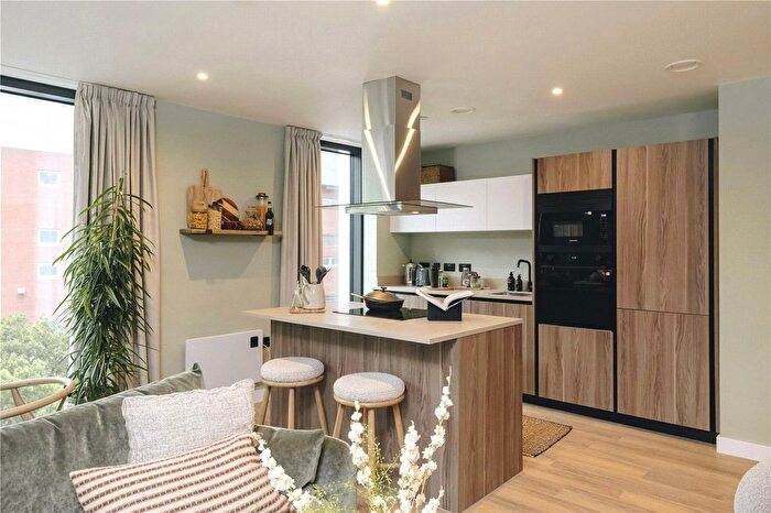 2 Bedroom Flat To Rent In One Eastside, James Watt Queensway, Birmingham, B4