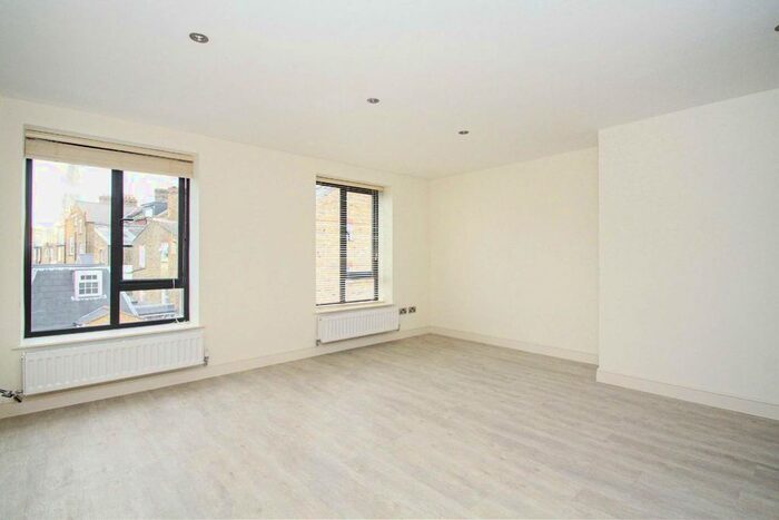 2 Bedroom Flat To Rent In Braxfield Road, London, SE4