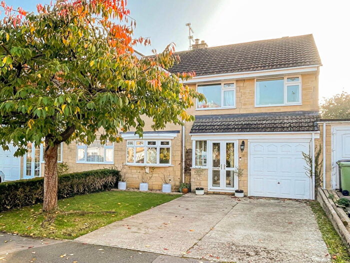 4 Bedroom Semi-Detached House For Sale In Magdalen Road, Tetbury, GL8
