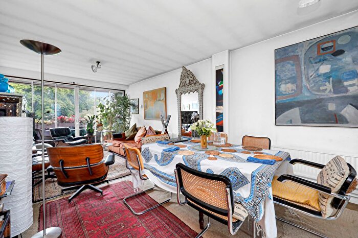 5 Bedroom Flat For Sale In Kensington Park Road, London, W11