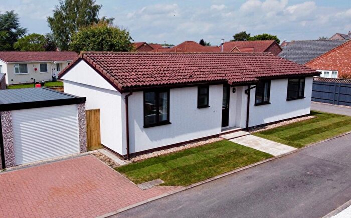 2 Bedroom Park Home For Sale In Grange Park, Roughton Moor, Lincolnshire, LN10
