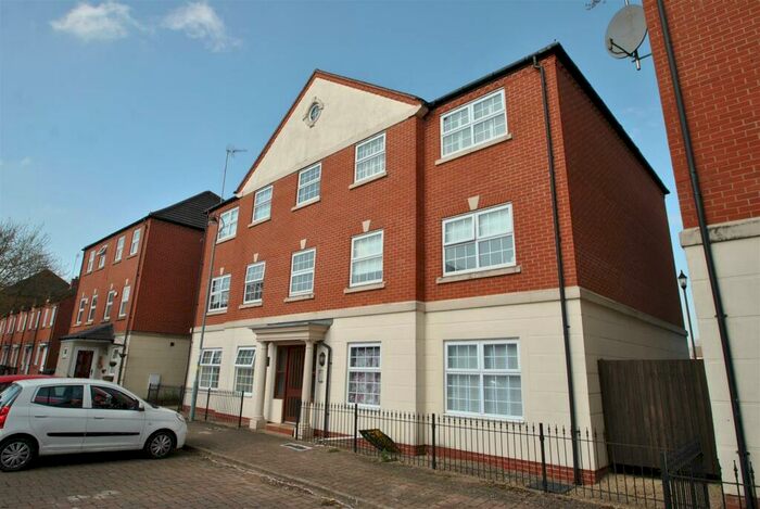 2 Bedroom Apartment To Rent In Brandwood Crescent, Kings Norton, Birmingham, B30