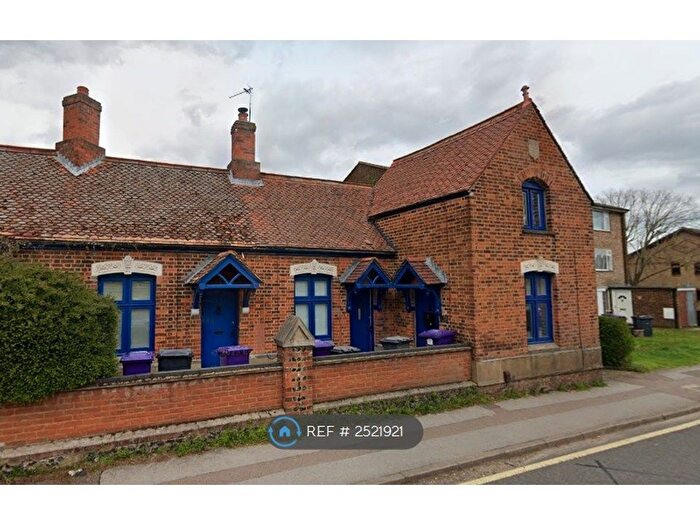 Studio To Rent In Queens Road, Royston, SG8