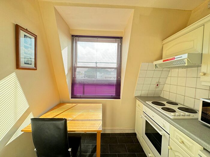 Studio To Rent In Cromwell Road, London, SW7
