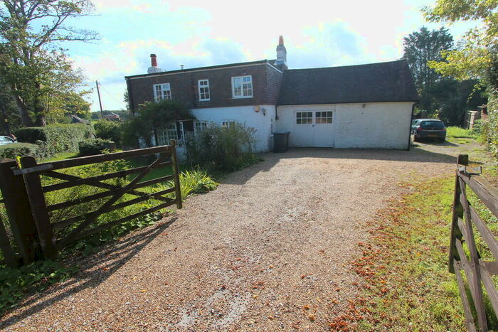 3 Bedroom Detached House For Sale In Chapel Road, Swanmore, SO32