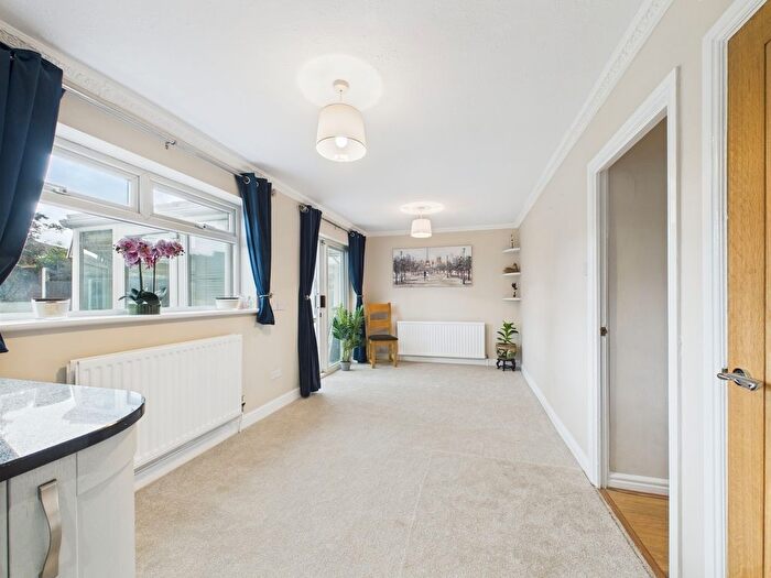 4 Bedroom Detached House For Sale In Glendon Close, Market Drayton, Shropshire, TF9
