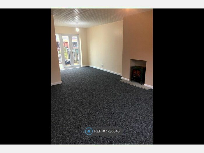 3 Bedroom Semi-Detached House To Rent In St. Peters Street, Chorley, PR6