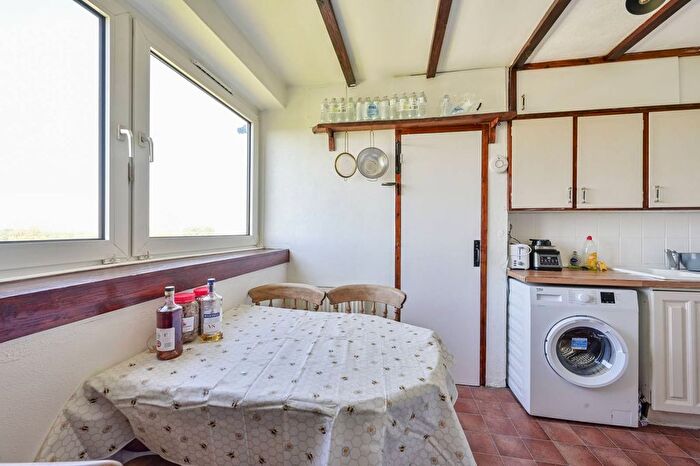 2 Bedroom Flat For Sale In Tunworth Crescent, Roehampton, London, SW15