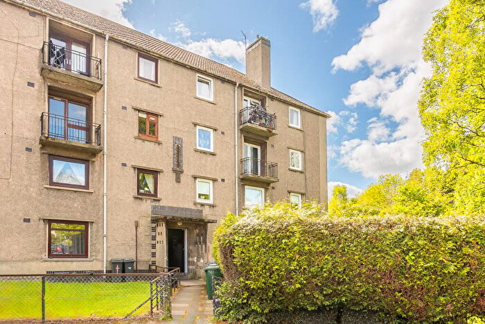 3 Bedroom Flat For Sale In Ferry Road, Silverknowes, Edinburgh, EH4
