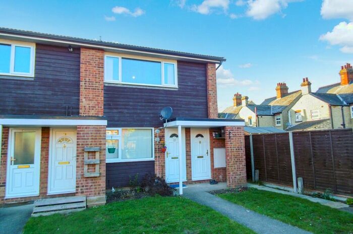 1 Bedroom Apartment To Rent In Saffron Court, Biggleswade, Bedfordshire, SG18